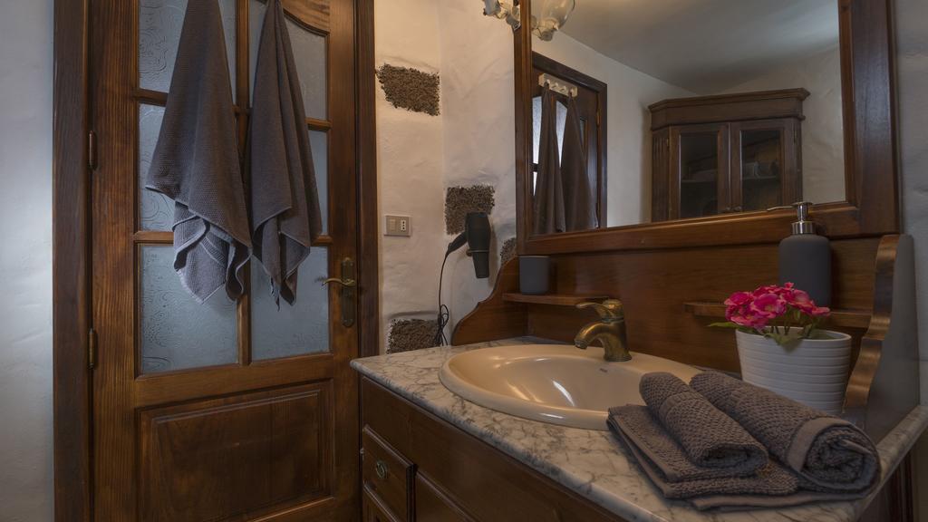 Villa With Amazing Views, Jacuzzi And Private Pool San Bartolomé Eksteriør bilde