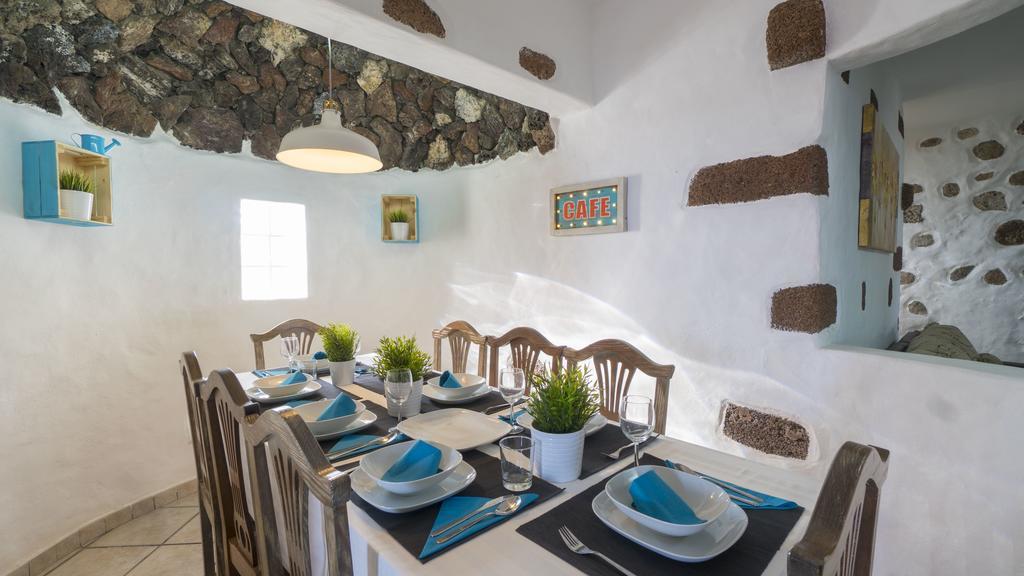 Villa With Amazing Views, Jacuzzi And Private Pool San Bartolomé Eksteriør bilde