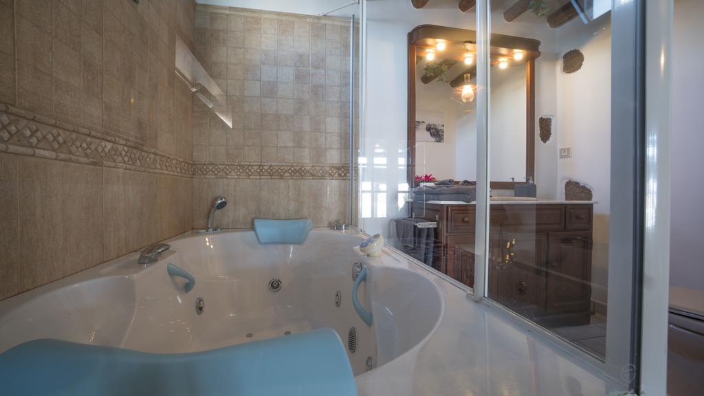 Villa With Amazing Views, Jacuzzi And Private Pool San Bartolomé Eksteriør bilde