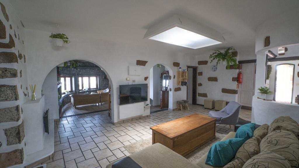 Villa With Amazing Views, Jacuzzi And Private Pool San Bartolomé Eksteriør bilde