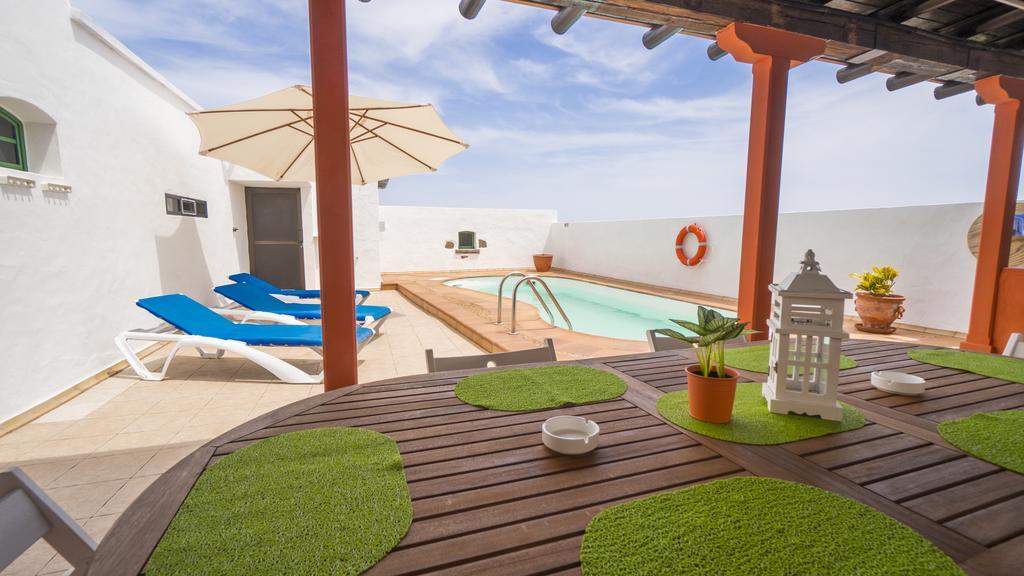 Villa With Amazing Views, Jacuzzi And Private Pool San Bartolomé Eksteriør bilde