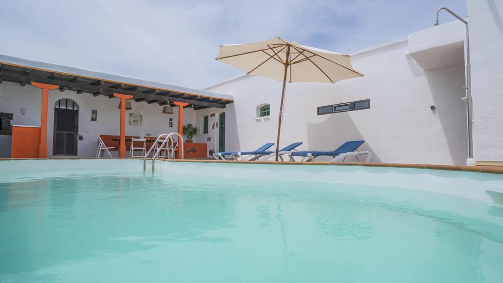 Villa With Amazing Views, Jacuzzi And Private Pool San Bartolomé Eksteriør bilde
